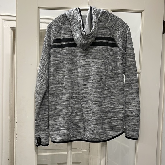 Bundle 2 Items for $20😀 VS Pink Hoodie - Picture 3 of 13